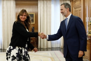 La portaveu de JxCat al Congrés, Laura Borràs, i del rei Felip VI al Palau de la Zarzuela, el passat 17 de setembre del 2019