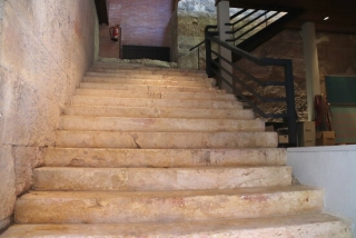 Imatge de l&#039;escalinata romana de la Torre dels Advocats de Tarragona