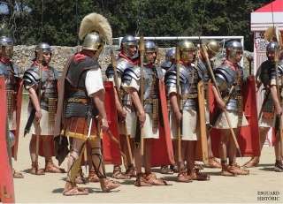 Imatge d&#039;arxiu de la recreació històrica de la legió romana al Festival Tarraco Viva