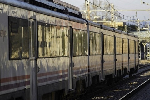 Imatge d'arxiu d'un tren aturat a l'estació de Reus