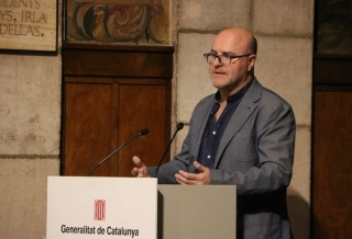 El director de l&#039;Enciclopèdia casetellera, Xavier Brotons, intervé al Palau de la Generalitat en la presentació de l&#039;obra