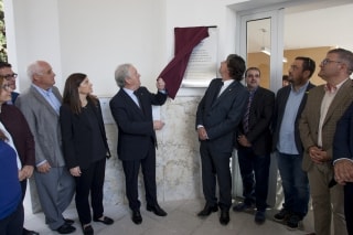 L&#039;alcalde de Vila-seca, Josep Poblet, acompanyat de la corporació municipal, ha inaugurat la reforma del cementiri municipal