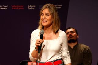La presidenta d&#039;En Comú Podem, Jéssica Albiach, i el candidat de Tarragona, Jordi Collado, en segon terme