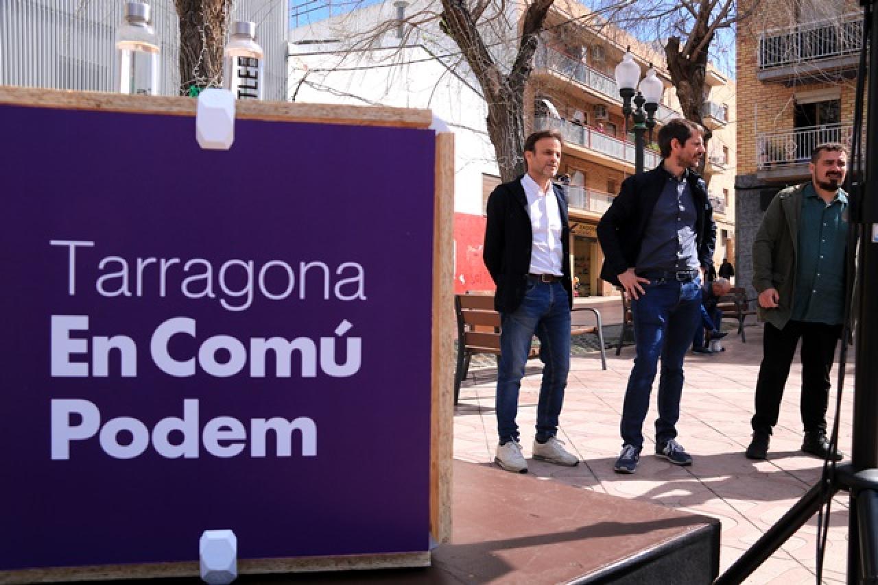 El president d&#039;Unides Podem - En Comú, Jaume Asens, amb l&#039;eruodiputat, Ernest Urtasun, i el candidat del partit a Tarragona, Jordi Collado