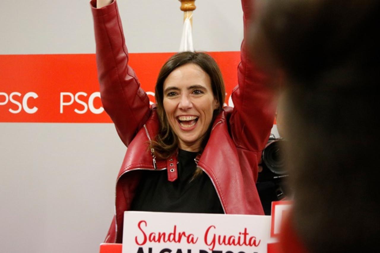 Imatge de la candidata del PSC de Reus, Sandra Guaita, després de guanyar les eleccions a la ciutat