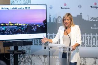 La consellera de Turisme de l&#039;Ajuntament de Tarragona, Montse Adán, en les presentacions de les dades turístiques de la temporada d&#039;estiu del 2023