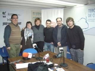 Imatge d&#039;alguns membres del programa &quot;Cops i Flames&quot; durant &#039;La Marató de 100 hores de música en català&#039; emesa pel 20è aniversari, el 17 de gener del 2009