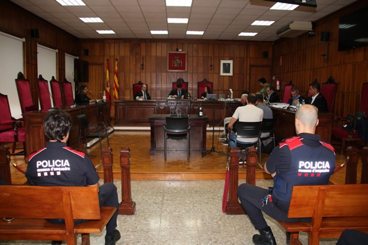 Judici als quatre acusats d&#039;un delicte contra la salut pública i d&#039;organització criminal al judici celebrat a l&#039;Audiència de Tarragona