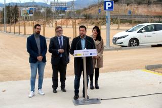 L&#039;alcalde de Tarragona, Rubén Viñuales, i el subdelegat del govern espanyol a Tarragona, Santi Castellà, inaugurant el nou aparcament dissuassiu