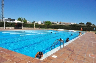 L&#039;Ajuntament de Torredembarra amplia els horaris de la piscina d’esbarjo per al públic en general