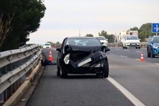 Un dels vehicles implicats en l&#039;accident múltiple a la T-11, a Reus