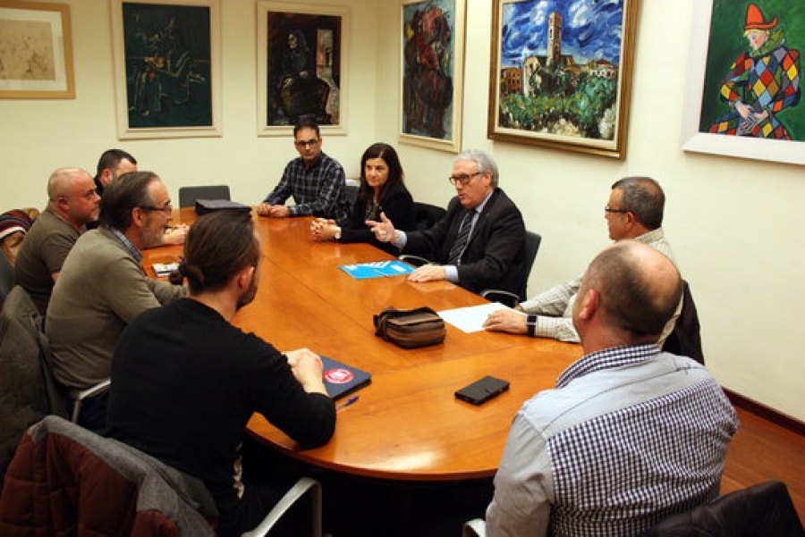 L&#039;alcalde de Vila-seca, Josep Poblet, es va reunir divendres a la tarda amb representants del comitè d&#039;empresa d&#039;Ercros Vil 1.