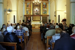L’arquebisbe de Tarragona, Jaume Pujol, va ser l’encarregat d’oficiar la missa solemne per commemorar la col·locació de la primera pedra de l&#039;ermita