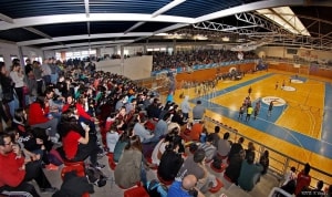 El XV Torneig Casteller de Futbol va reunir més de 2.000 castellers a Tarragona.