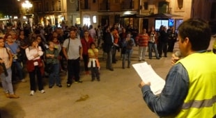El president de la Federació d&#039;Associacions de Veïns de Tarragona (FAVT), Antoni Peco, va llegir ahir el manifest davant de l&#039;Ajuntament.