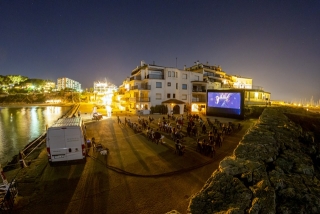 La pel·lícula es projectarà el proper divendres, 7 d&#039;agost, a partir de les 22h, a l’antic port del Roc de Sant Gaietà