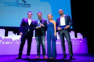 Vicenç Soler, gerent de Finques Vicenç de Calafell, recull el premi de Fotocasa Pro a la millor marca &#039;Personal immobiliària&#039; de 2023
