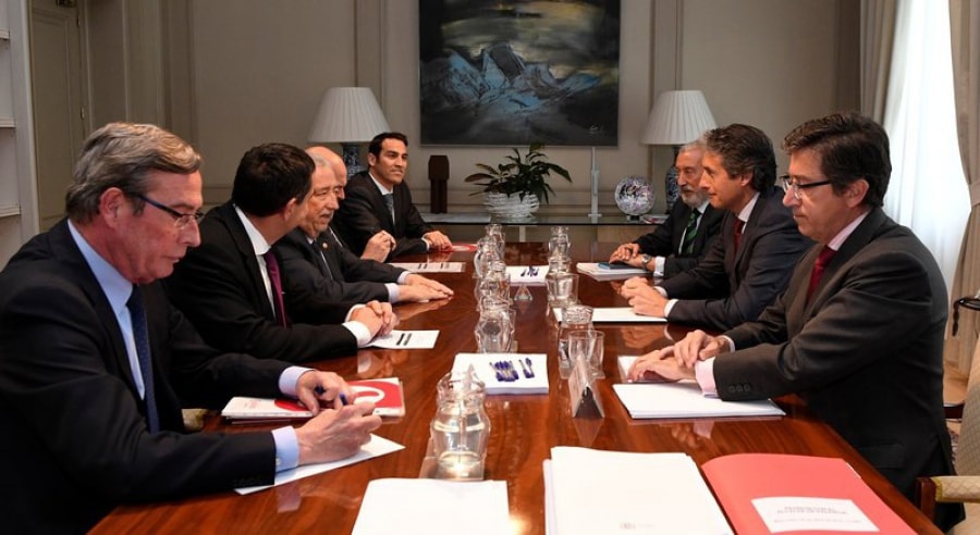 La reunió es va fer després que la Cambra de Tarragona enviés una carta a Rajoy a finals de l&#039;any passat