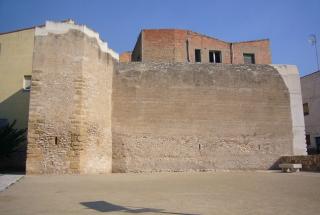 Imatge d&#039;arxiu de la muralla de Constantí