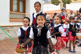 L&#039;Ajuntament de Roda de Berà ha fet una crida per animar les famílies perquè participin en el tradicional seguici de la Festa Major Petita vestits de pagesets i pagesetes