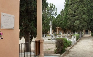 El cementiri municipal de Torredembarra