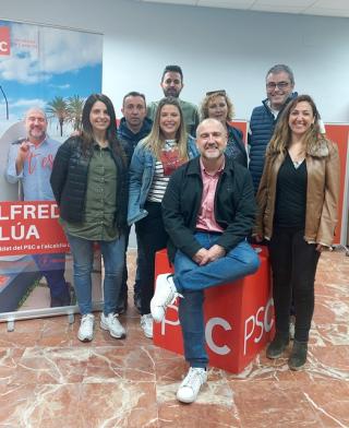L&#039;alcaldable del PSC de Cambrils, Alfred Clúa, amb les vuit primeres persones de la candidatura