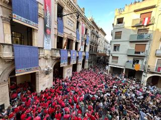 S’obren les inscripcions per participar en el sorteig popular per veure la Diada Castellera de Santa Úrsula des dels balcons de l’Ajuntament